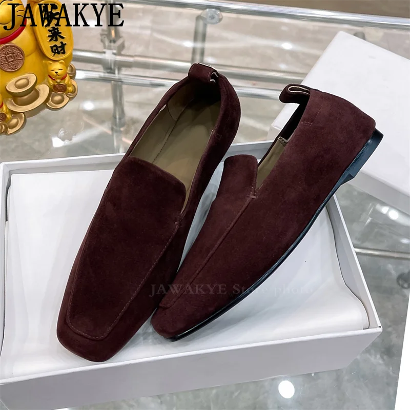 Estate vendita calda mocassini in pelle scamosciata scarpe basse donna 2024 nuove scarpe da passeggio Slip-on Casual Runway scarpe da lavoro formali