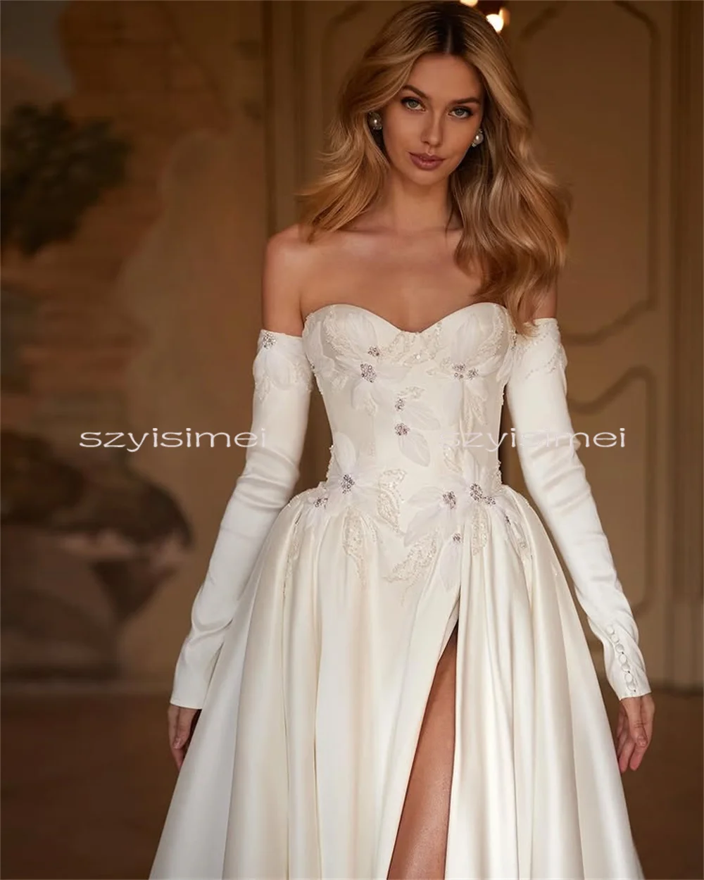 Newest Sweetheart Lace Appliques Wedding Dress  A Line Satin Bridal Gown Evening Dress For Wedding Customized