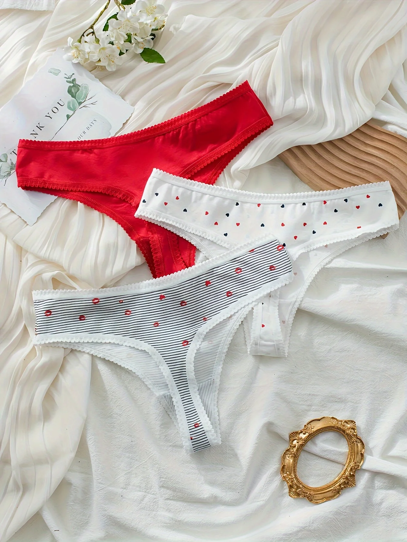 Three-piece mixed-color lip print women's thong summer comfortable heart-patter… - Image 2