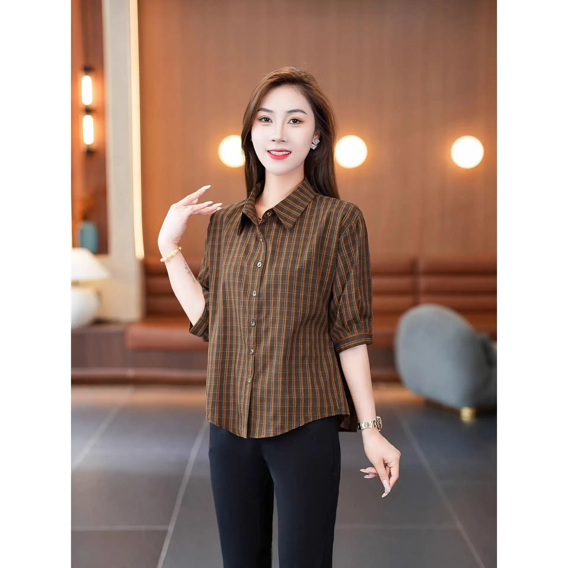 Casual Style Breathable Women's Shirt Mom Style Checkered Flip Collar Summer New Arrival Thin Seven Sleeve Ladies Top