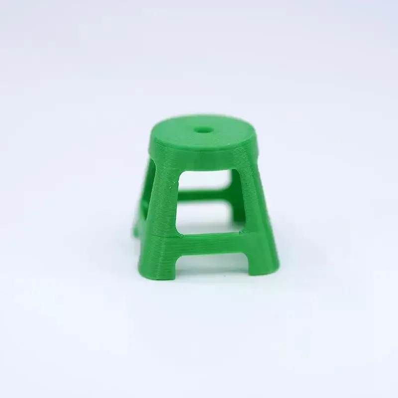 5 pièces Simulation Mini tabourets en plastique petites chaises modèle 1/12 ensemble de meubles de maison de poupée décor de maison de poupées semblant jouer jouet pour les enfants