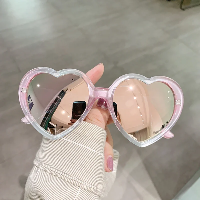 

New Love Heart Shaped Polarized Sunglasses Women Fashion Cute Retro Vintage Gradient Sun Glasses Reflective Unisex Eyewear