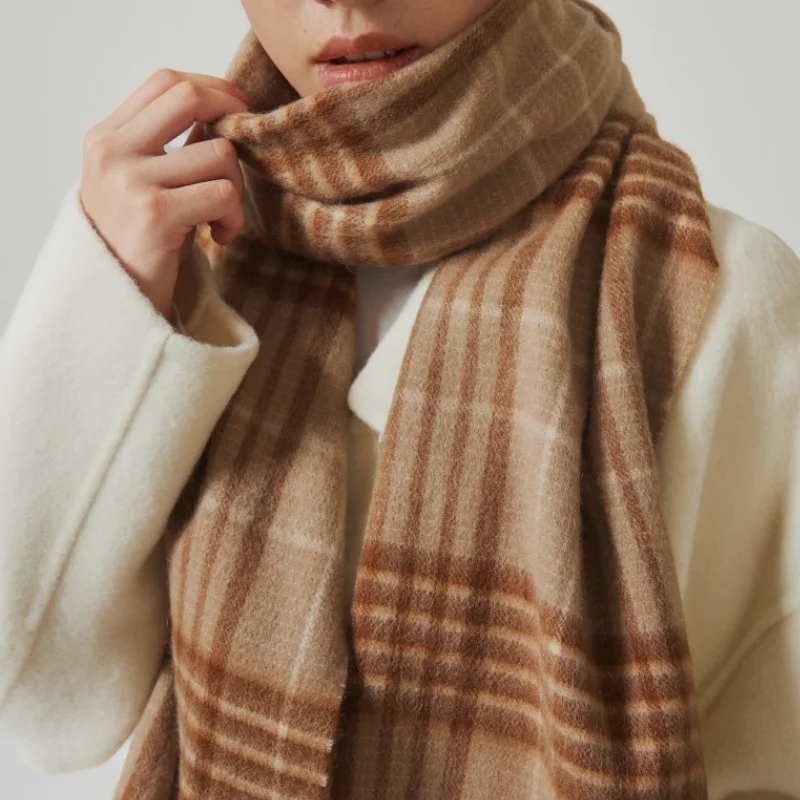 

100% WoolWinter women's casual plaid tassel decoration warm scarf