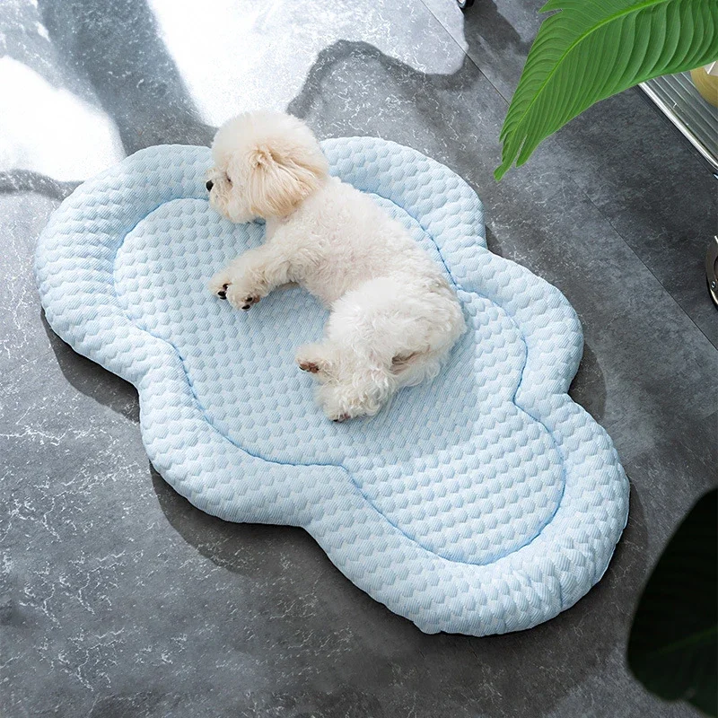 High Quality Summer Cooling Pet Bed Breathable Print Cloud Type Cat Nest Anti-slip Large Pet Dog Mat