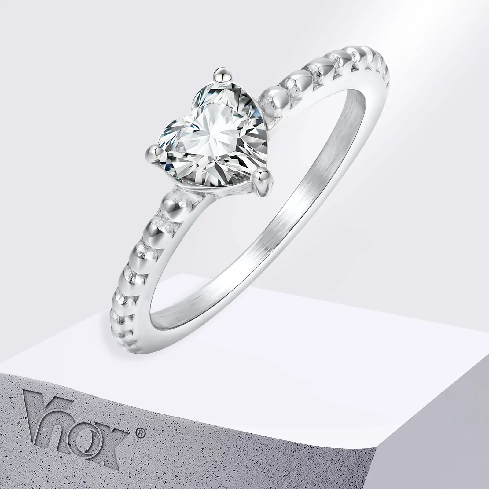 Vnox Women\'s Heart Love Ring, Sparking Cubic Zirconia Heart Solitaire Wedding Rings, Promise Engagement Ring Gift Anniversary