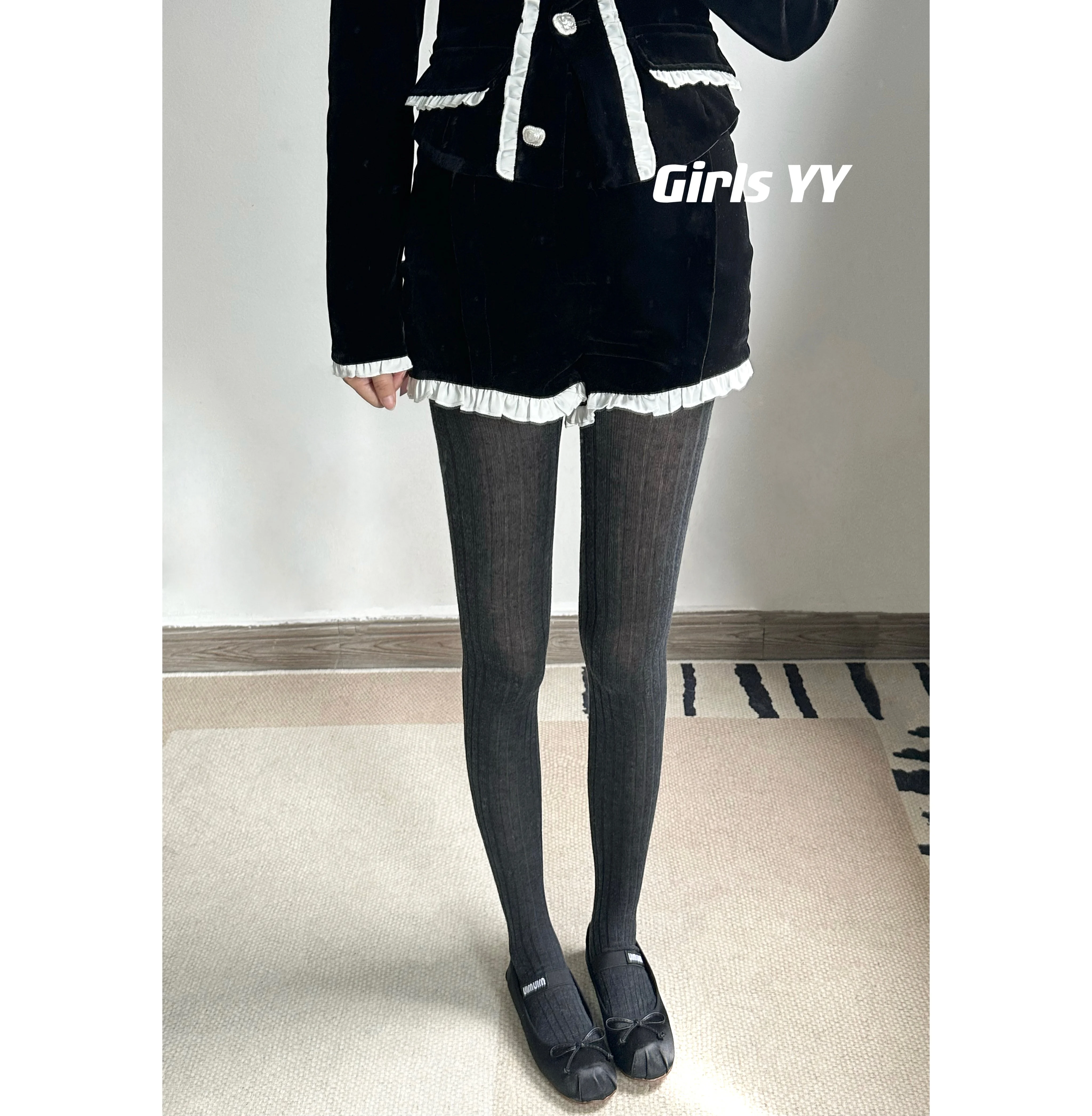 Pantyhose Women's Leg Shaping Thin Semi-Transparent KoreanVertical Stripes Basic Color Fashionable All-Match Slimming Solid 1Pc