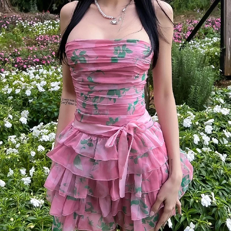 Robe Sexy à Volants et Imprimé Ins Europe et Etats-Unis, Teinture par Nouage sur la Poitrine, Reliure, Nouvelle Collection Printemps et Été, 600