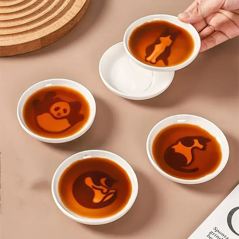 

Japanese Kitchen Tableware Embossed Ceramic Seasoning Plate Mini Cute Animal Pattern Tableware Soy Sauce Vinegar Jam Snack Dish