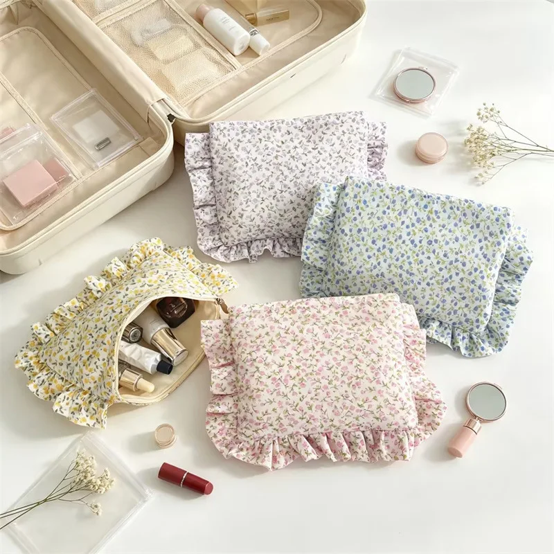 Ins Style Ruffled Floral Cosmetic Bag Soft Fabric Large Capacity Portable Travel Toiletry Bag Ladies Daily Carry Storage Pouch