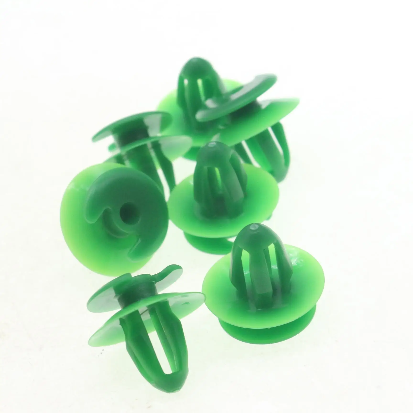 

10 Pcs Green Door Panel Trim Retainer Clips Fit For BMW 3.0CS 528e M3 M6 325i 325ix 535i 51-41-1-870-718 Nylon Trim Fasteners