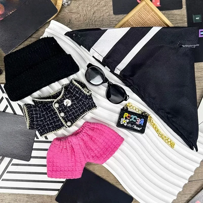 ملابس دمى قطيفة صغيرة لـ 15-17 سنتيمتر Labubu VIV2V3 إكسسوارات الملابس gd نفس المطار الزي (بدون دمية)