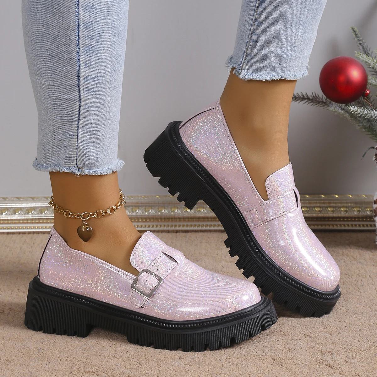 2024 Spring Fashion Laser Loafers for Women Platform Metal Buckle Flat Shoes Woman Round Toe Slip On Casual Shoes Zapatas Mujer