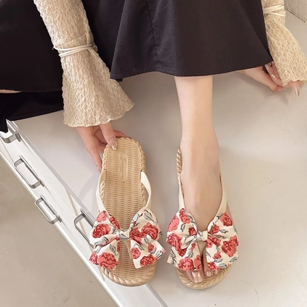 PVC Bow Rose Flower Slippers Non Slip Flowers Pattern Flip Flop Sandals Indoor Outdoor Fairy Style Girl Bowknot Slippers Ladies view 4