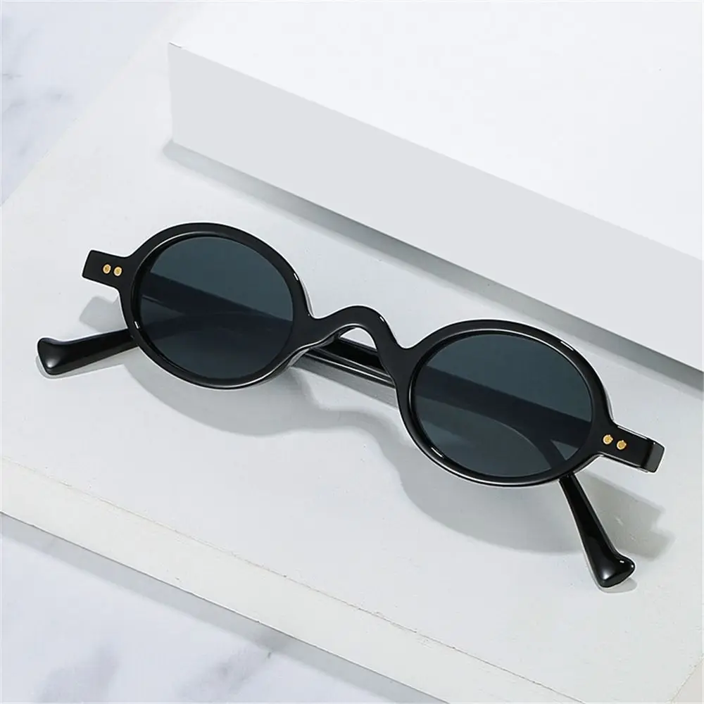 Fashion Small Round Sunglasses Women Vintage Punk Sun Glasses Hip Hop Oval Sunglasses Travel Shades UV400