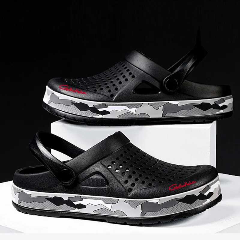2022 New Fishing Slippers Summer Beach Men Sandals Rubber Flat Breathable Shoes Outdoor Fishing Shoes Fishing Sandals