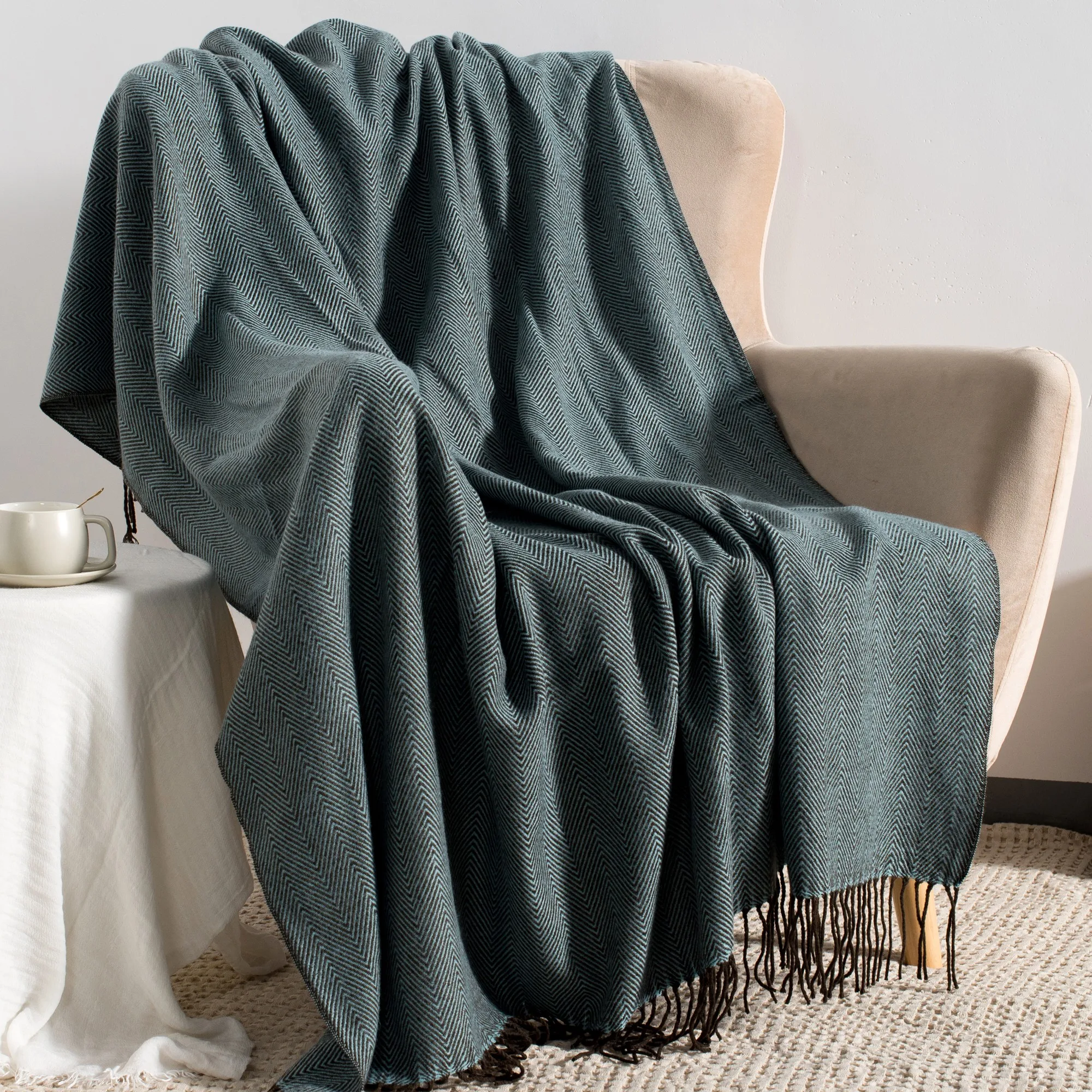 

Throw Blankets, 50" x 60" Blue Throw Blanket with Tassels, Soft Lightweight Decorative Farmhouse Blanket for Sofa and Bed