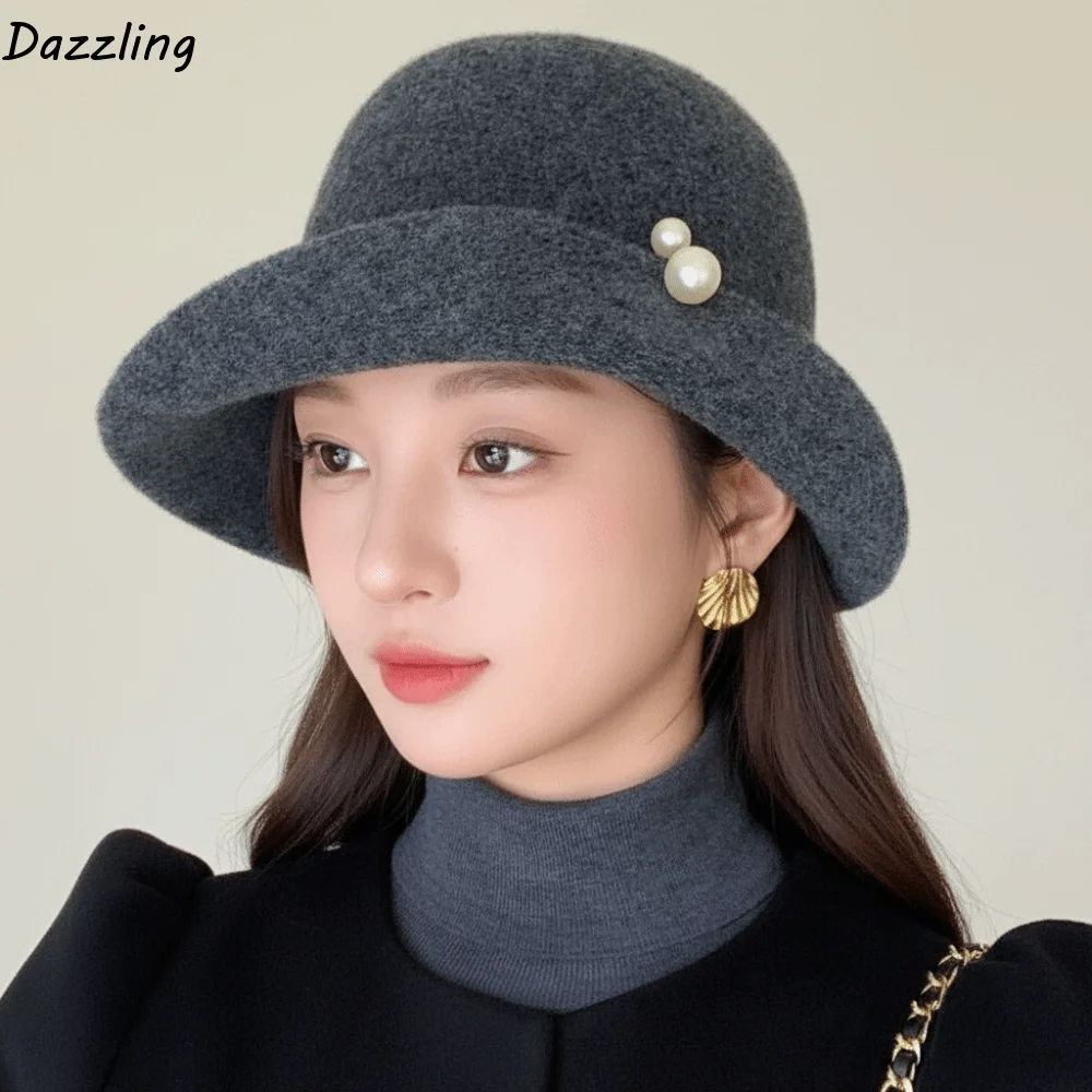Fashion Retro Wool Blend Fedoras Hat Pearl Curled Brim Hepburn Style Topper Hat Pure Color Elegant Woolen Bucket Hat Ladies