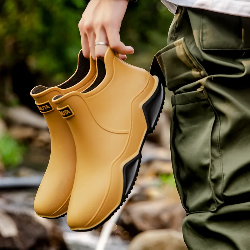 Fashion Couple\'s Outdoor Rain Boots New Men High Top Hiking Fishing Water Shoes Anti-slip Chef Work Ankle Boots Waterproof Shoes