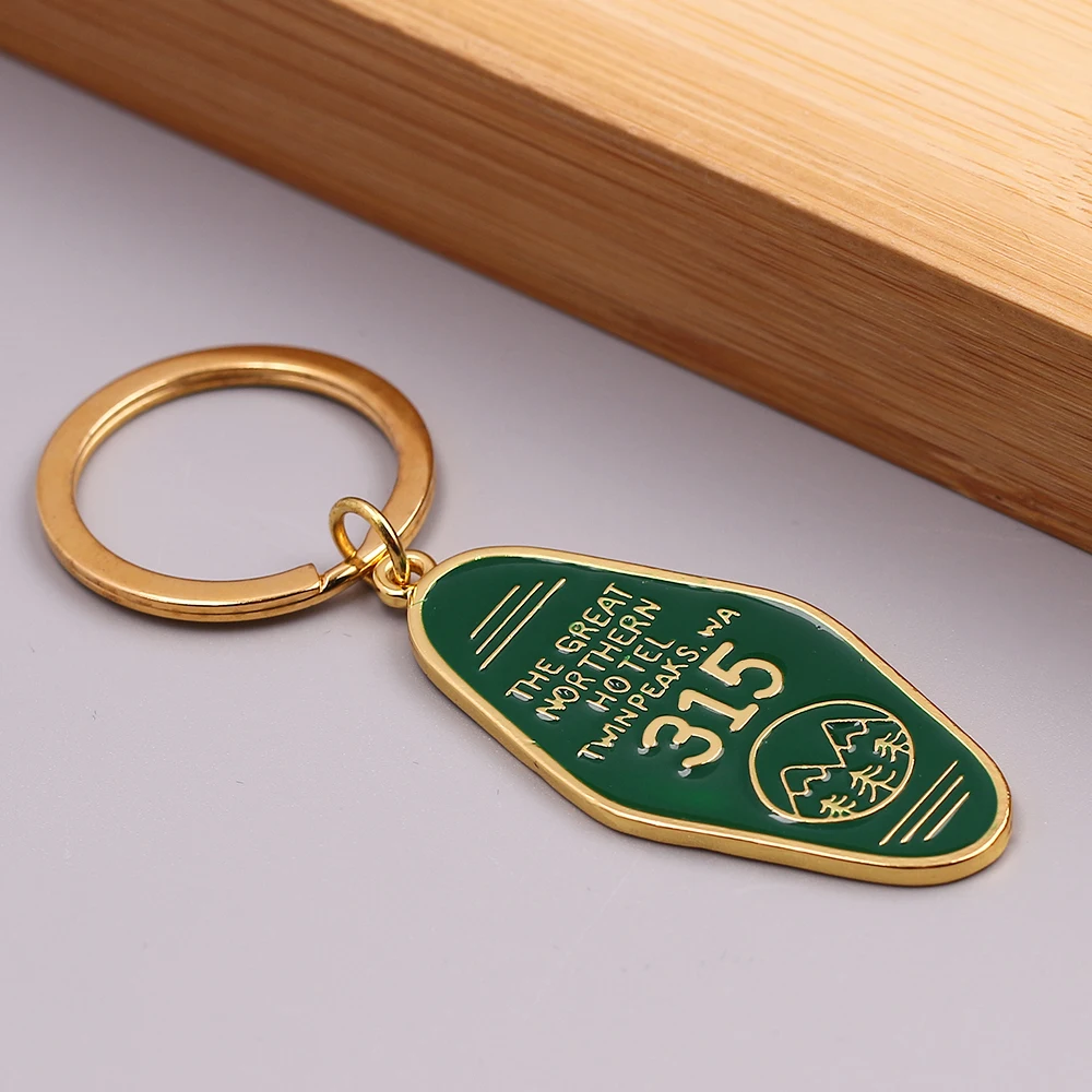 TV Show Twin Peaks The Great Northern Hotel Room 315 Keychain Green Enamel Prismatic Metal Keyring For Men Fans Gift