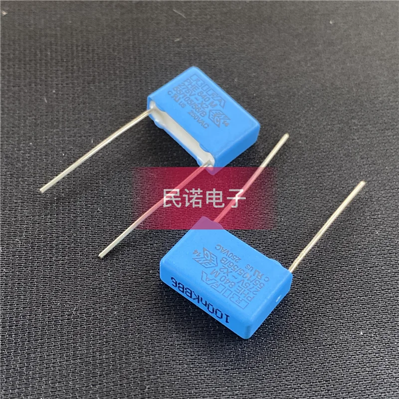 

100pcs/Safety film capacitor X2 275V AC 0.1UF 275VAC 104 100NF with a pin pitch of 15mm