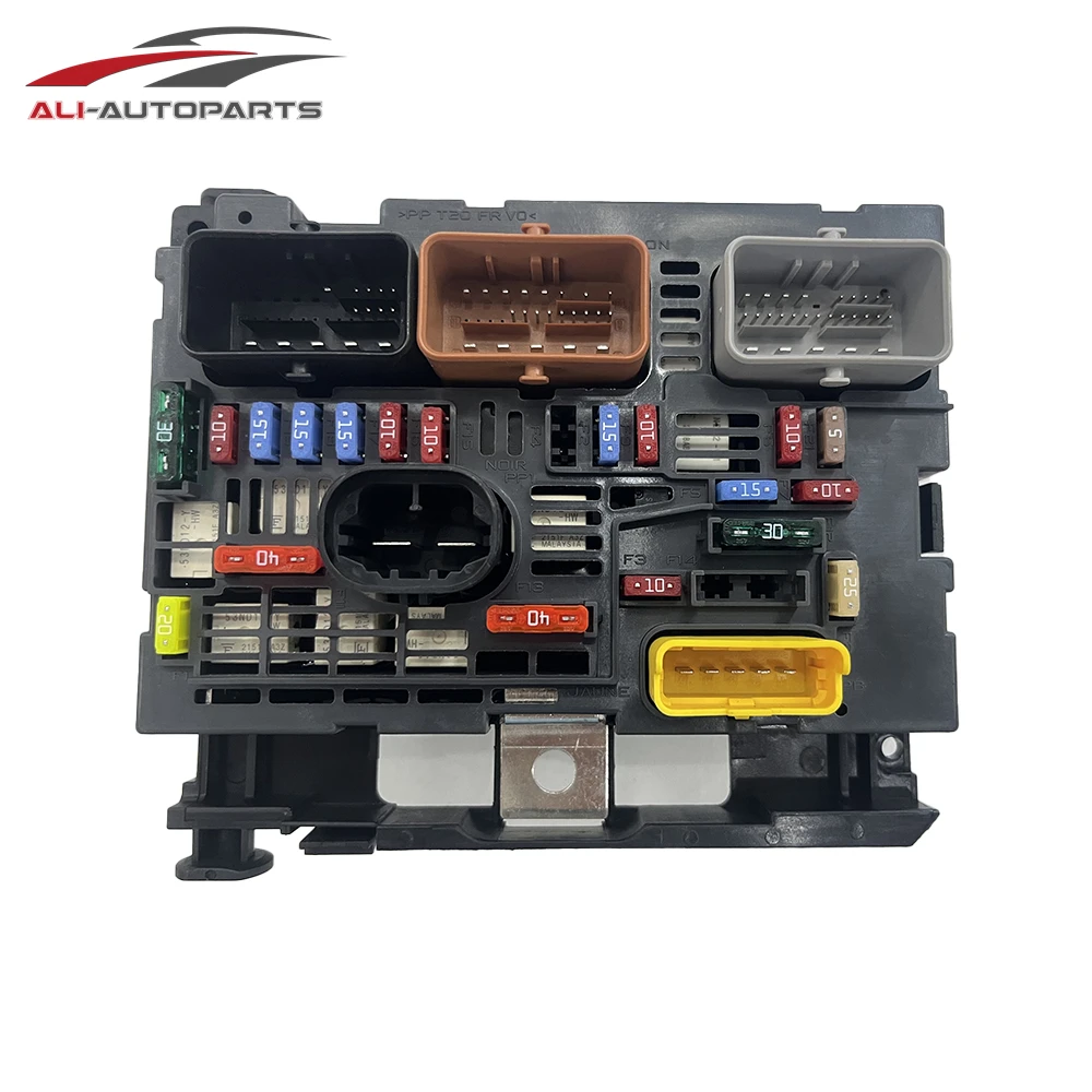 

9667044980 Engine Fuse Box Assembly BSM R02 Module For Peugeot 5008 407 3008 Citroen C4 Picasso C5 C6 9807028580