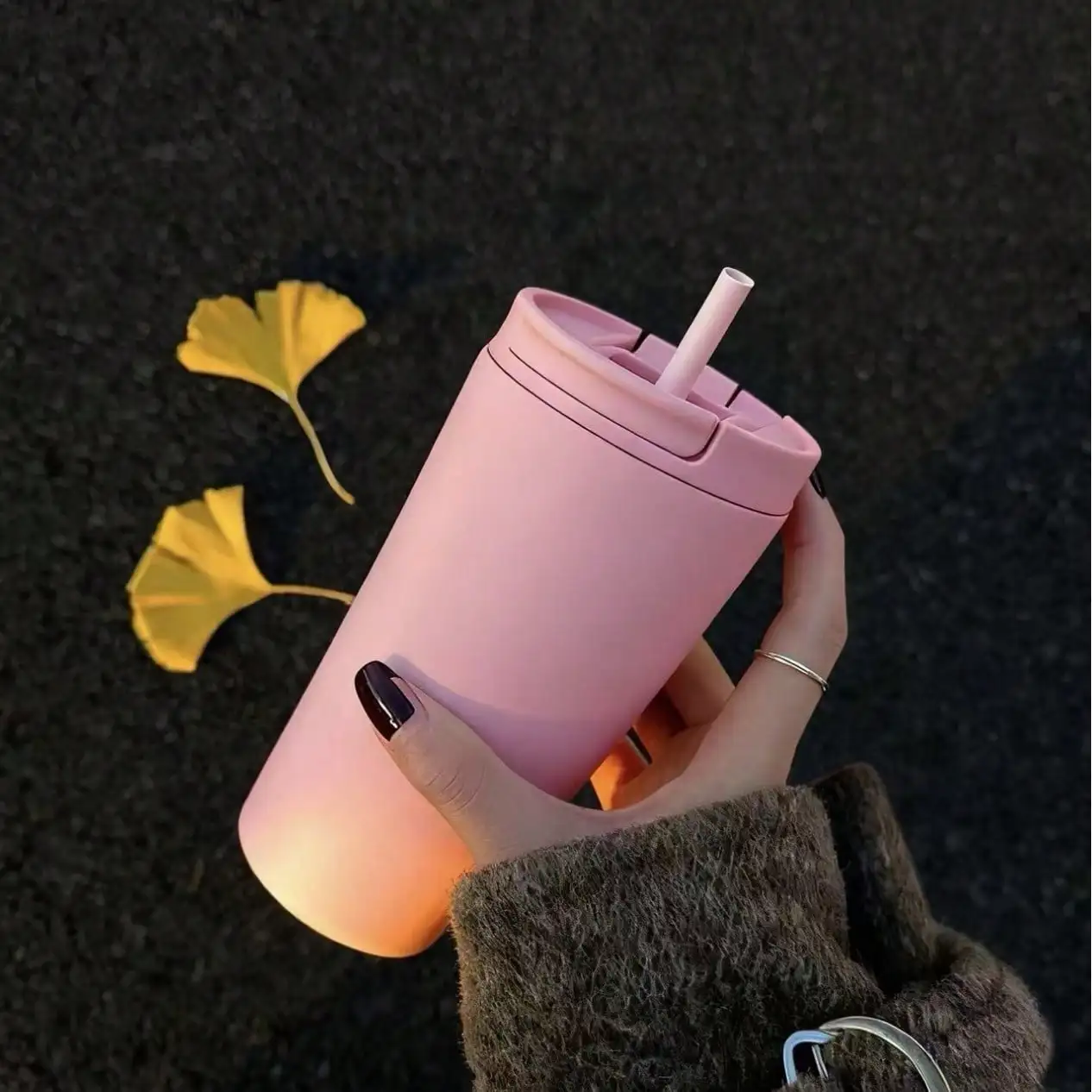 1pc New 304 Stainless Steel Cup with Straw Features a Cute and Minimalist Design, Keeps Drinks Hot or Cold