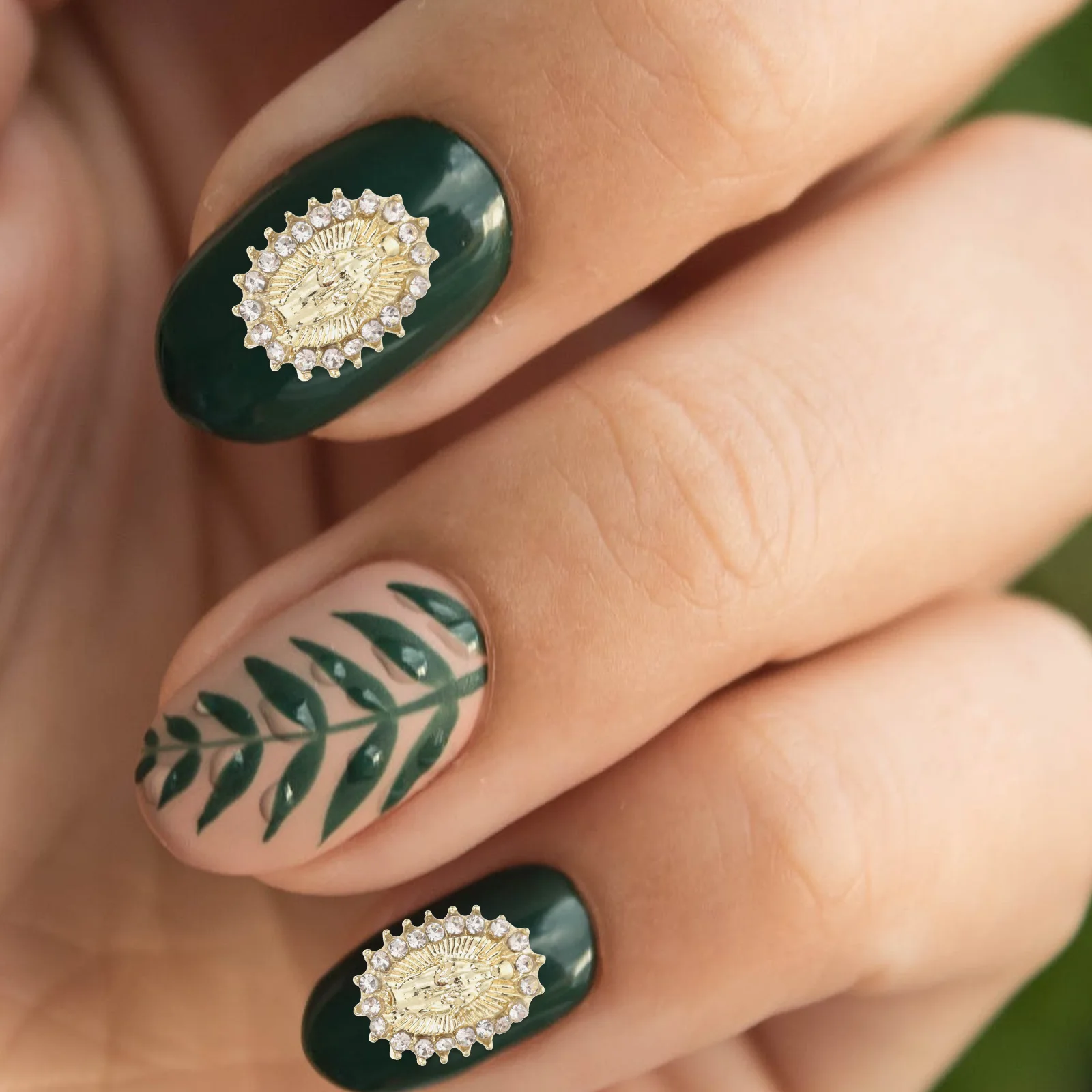 

20Pcs Nail Jewels Elegant Simple Style Nail Decorations Easy Apply for Natural Artificial Nails Summer Vacation Daily Dating