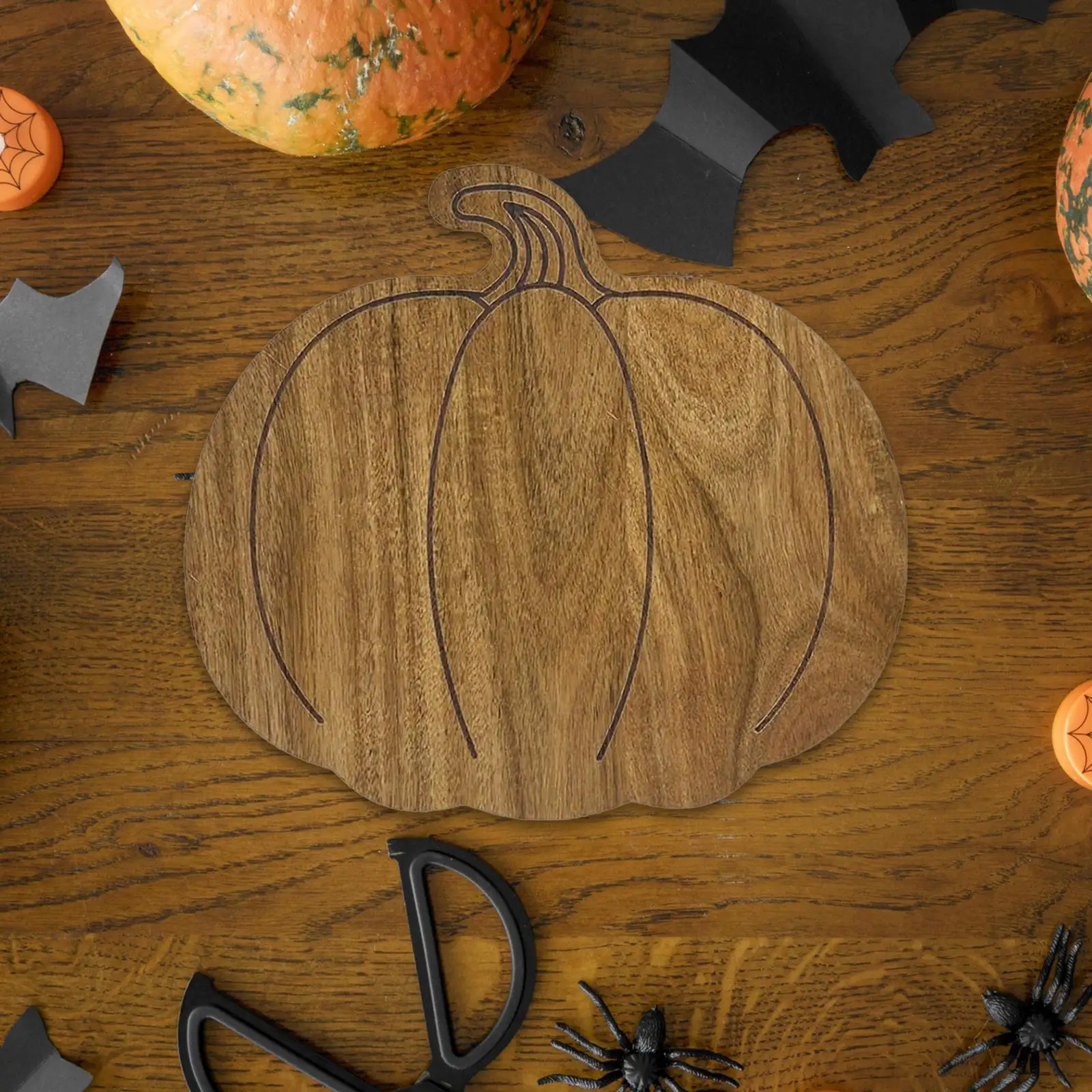 Pumpkin Shaped Decorative Cutting Board Wooden Serving Platter for Kitchen Utensils and Halloween Table Setting