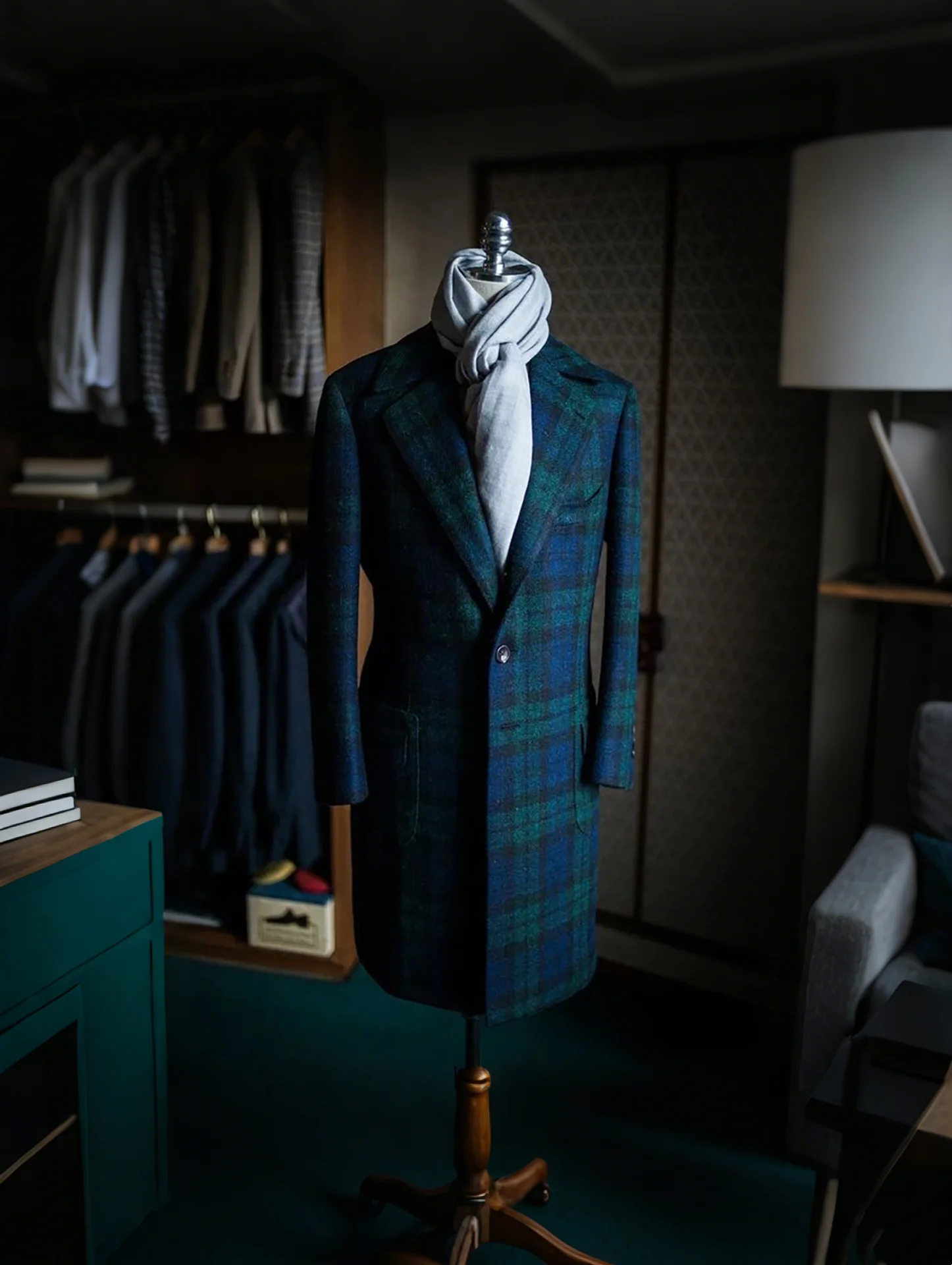 Plaid Woolen Men Long Coat Notched Lapel Single Breasted Tuxedos Blazer For Wedding Slim Fit Clothing Only Jacket Customized