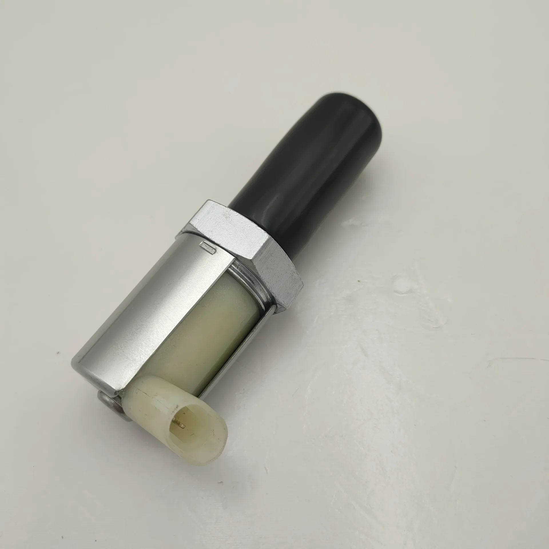 

Excavator Parts Solenoid Valve 5C3Z9C968CA AP634163C3Z-9C968-AA CM-5126