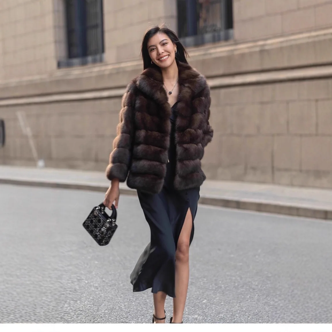 KIDCRKJ Donna Inverno Pelliccia Artificiale Capispalla Vintage Marrone Colletto del Vestito Giacca di Pelliccia di Visone da Donna Elegante Chic Lady Eco Cappotto di Pelliccia