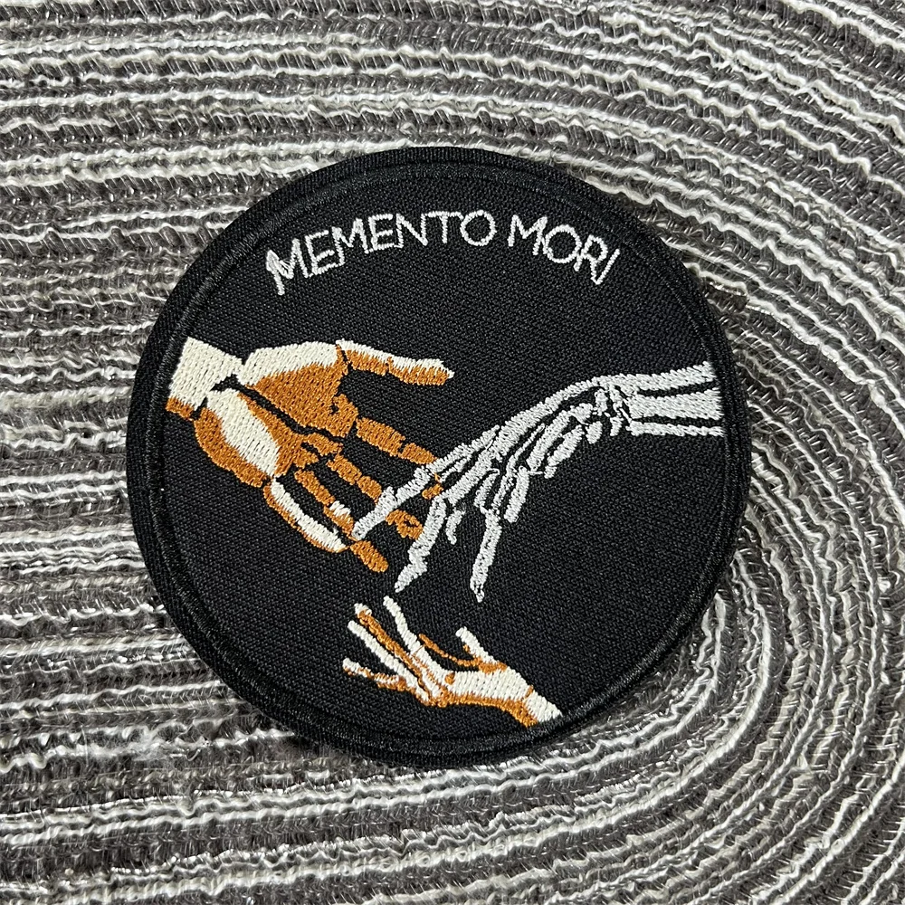 Memento Mori Stickers for Clothes Hook and Loop Morale Badge Embroidered Patch Tactical Military Backpack Patches Wappen