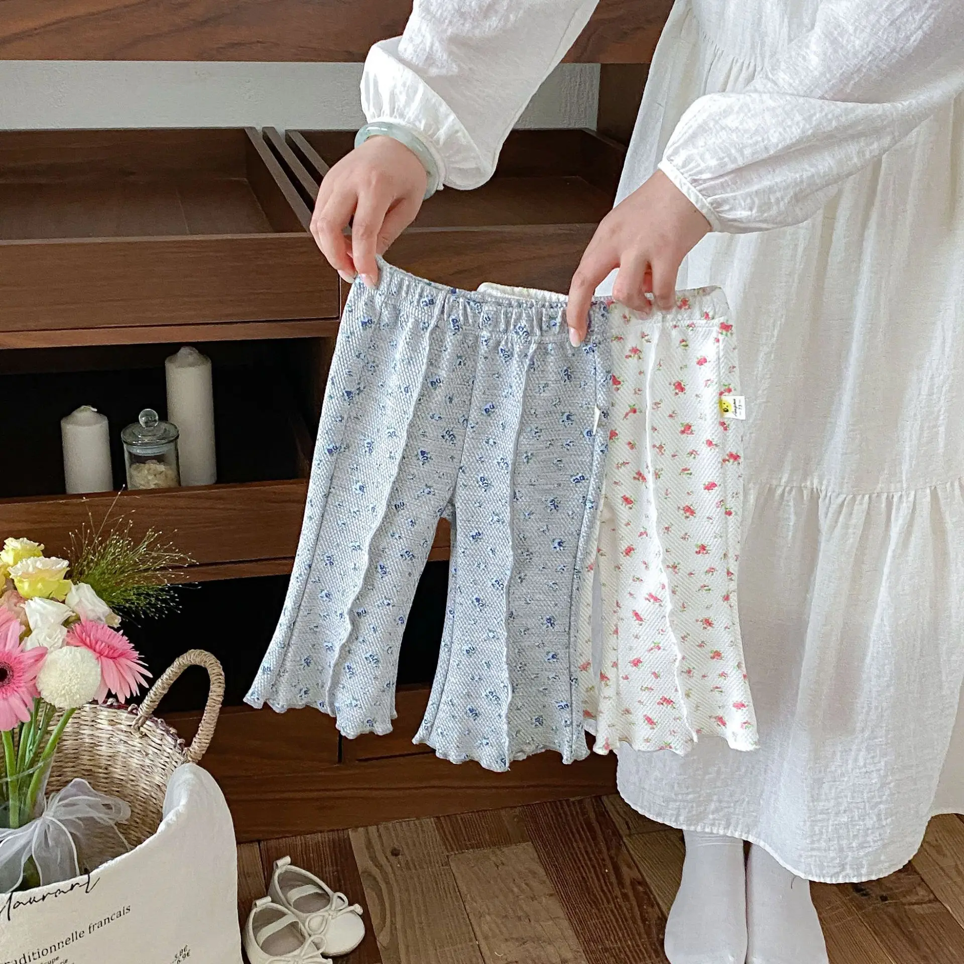 Girls Pants 2026 Spring and Autumn New Childrens Clothing Korean Girl Baby Foreign Printed Flowers and Wood Ear Flared Pants