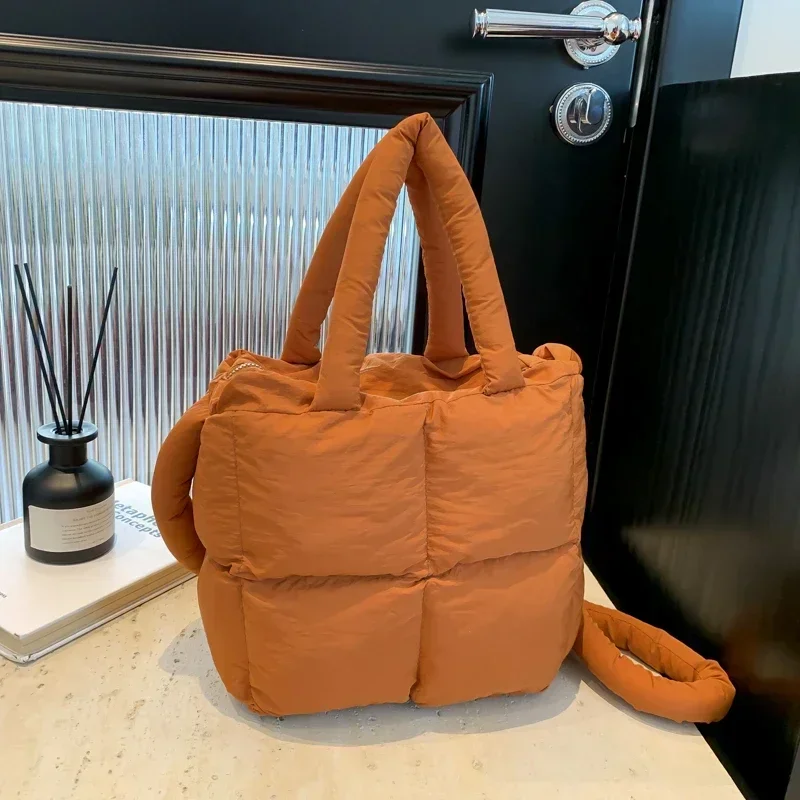 Bolsos con asa superior de hilo de coser con compartimento Interior, bolsos informales sólidos de alta calidad 2024 para mujer, bolsos de nailon con cremallera para mujer