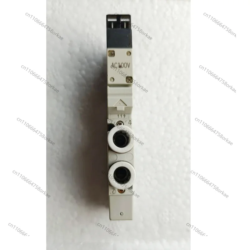 CKD selenoid Valve. code is CKD 4GA119-E2H with coil 100vac 50 hz (AC100V)