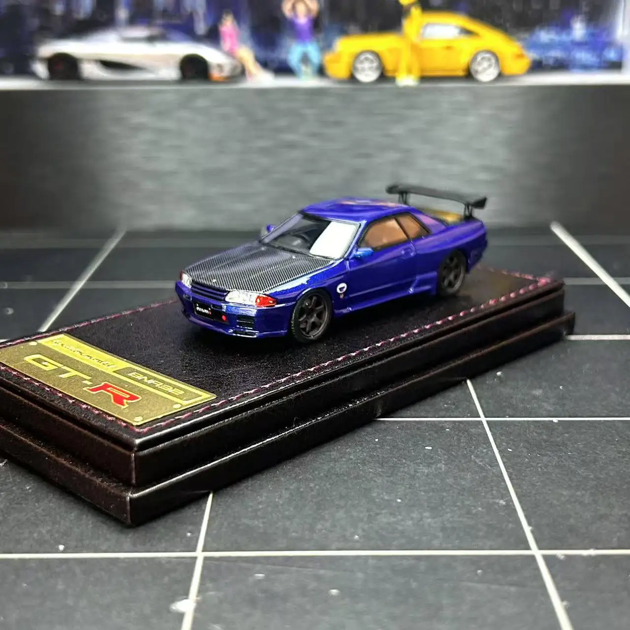 Diecast IG 1:64 Scale Gold Label Skyline GT-R R32 Resin Alloy Car Model Collectible Toy Gift Souvenir Display Ornament