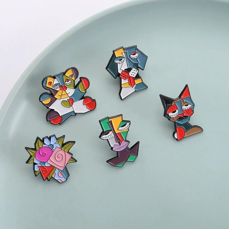 Urocze przypinki ze stopu z motywem kota, akcesoria, kreskówkowe przypinki ze zwierzętami, do mocowania na ubraniach.