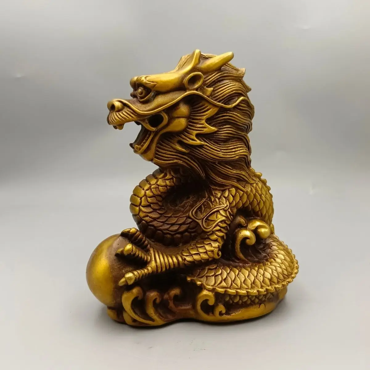 Bronze dragon ornaments, zodiac dragon mascots, green dragons, Hanlong home crafts ornaments