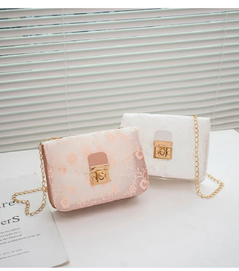 2023 New Fashion Lace Small Square Bags Casual Mobile Phone Bag Six Colors Mini Female Bag Chain Bags Trendy Women Shoulder Bags