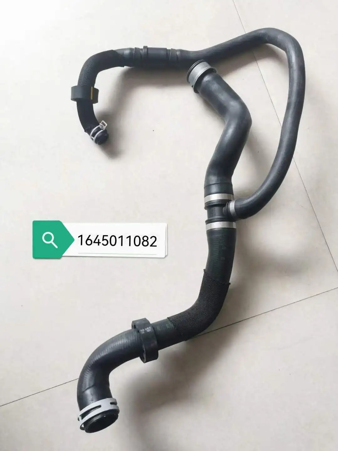 Radiator Coolant Hose Upper 1645011082 for Mercedes MB