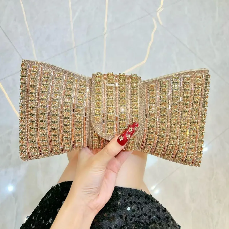 

2025 Luxury Premium Full Color Big Diamonds Evening Clutch Bag Ladies Rhinestone Bow Shape Handbag Wedding Party Shoulder Bag