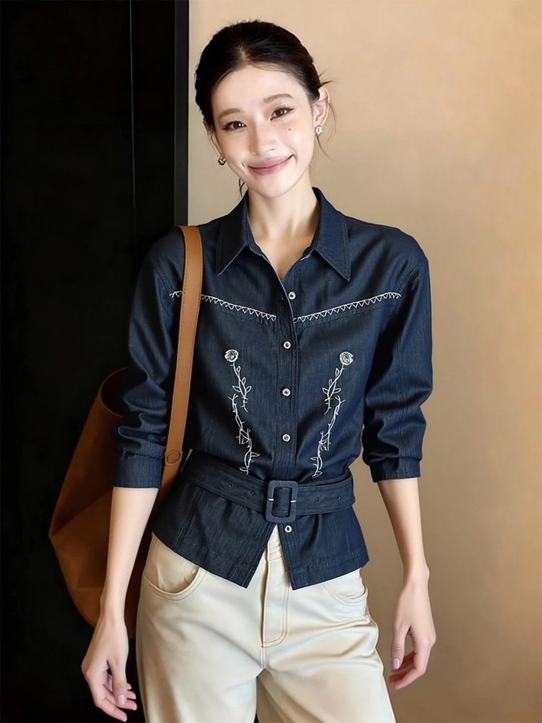 

Ele Embroidered Denim irt Women's Long Sve Slimming Waist Design Faionable Spring Top by Single Court