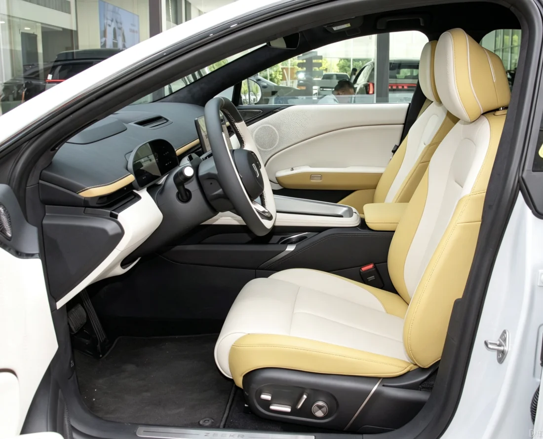 Für Zeekr 7gt 2025 Maßgefertigte Autositzbezüge Luxuriöses Nappaleder 100% Passgenau Innenraumzubehör 360 ° Vollständige Abdeckung – Detail 2