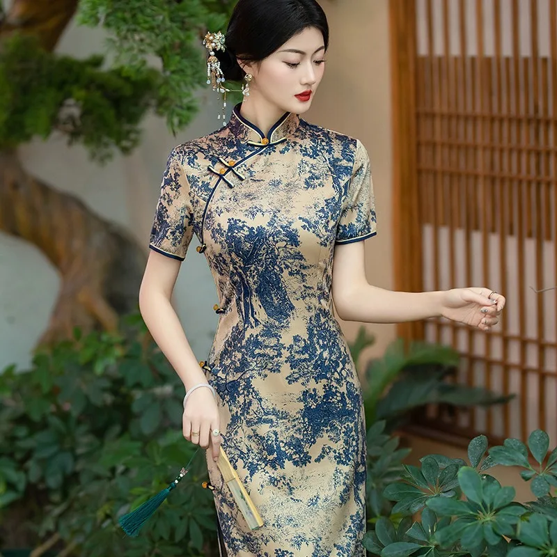 Cheongsam largo rojo nuevo para mujer, vestido elegante de manga corta de alta moda, vestido de Año Nuevo de estilo chino, Qipao femenino de talla grande 2024