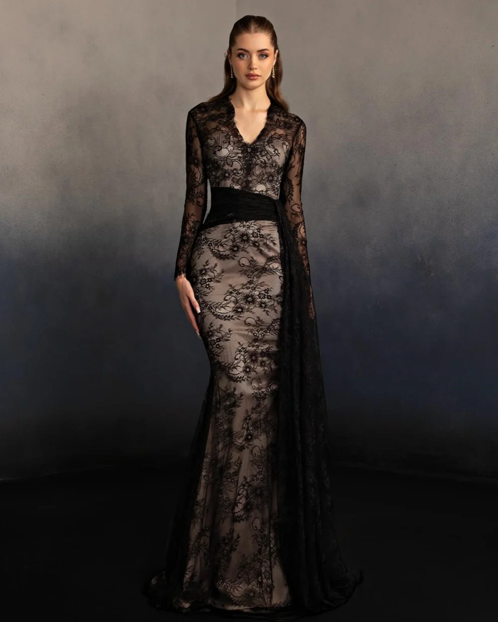 

Customized High Quality Women Lace Ruched Pleat Mermaid Evening Dresses Elegant V-neck Long Sleeves Floor Lenght Prom Dresses