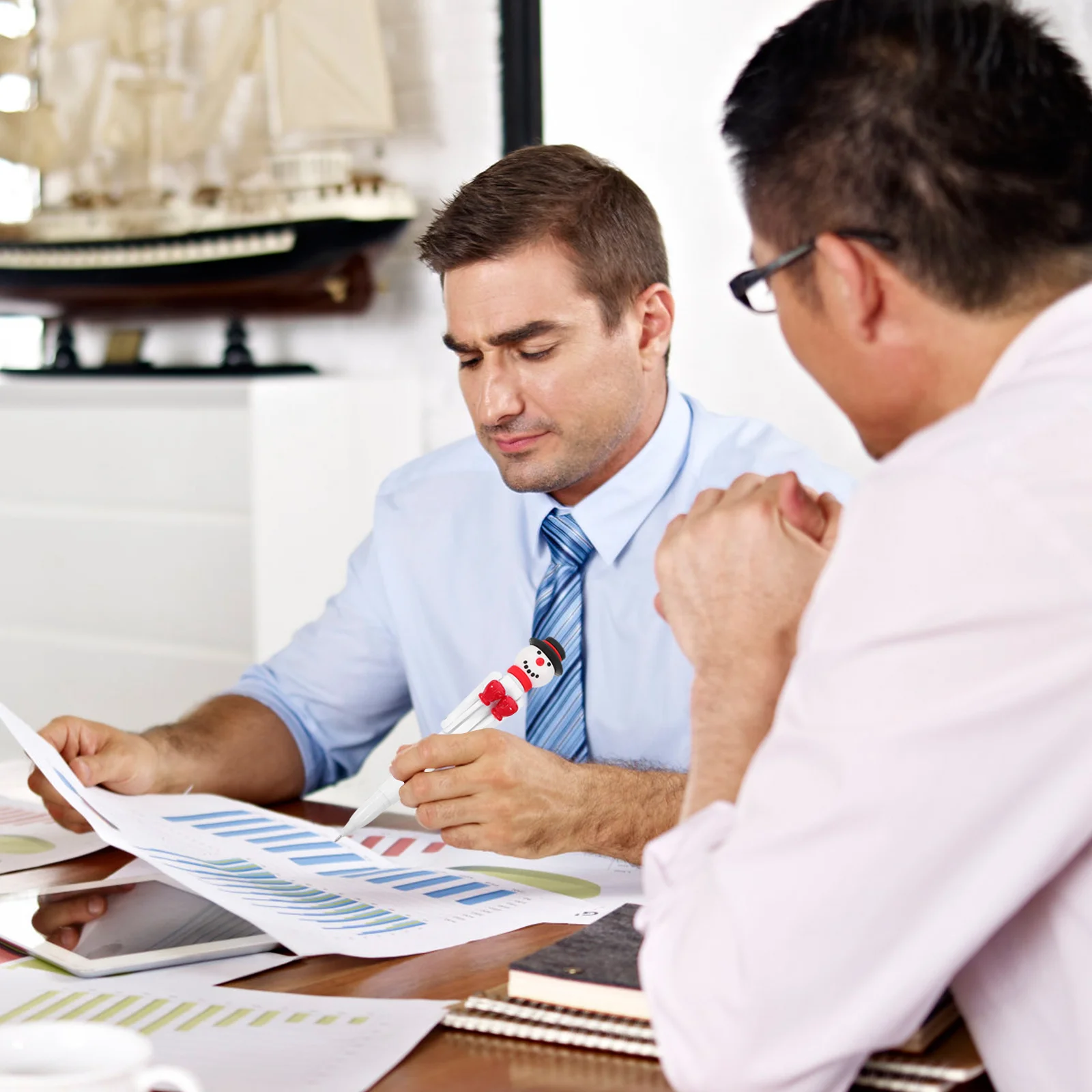 

Snowman Boxing Pen Robot Action Ballpoint Smooth Writing Novelty Fun Stationery School Office Holiday Party Decor Unique