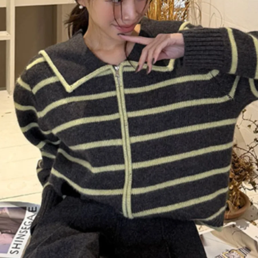 시크한 가을 겨울 빈티지 디자인 안티에이징 네이비 칼라 지퍼 스트라이프 니트 스웨터 여성 오픈 가디건 한국 스타일 스트레이...