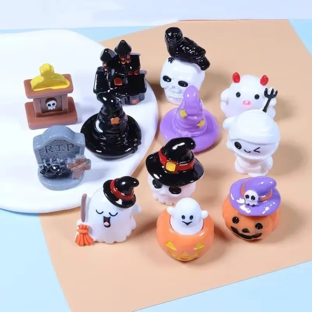 2025 Cute  Resin Craft Ornaments Pumpkin Ghost Vampire Miniature Figurines Micro Landscape Mini Fairy Garden Decoration