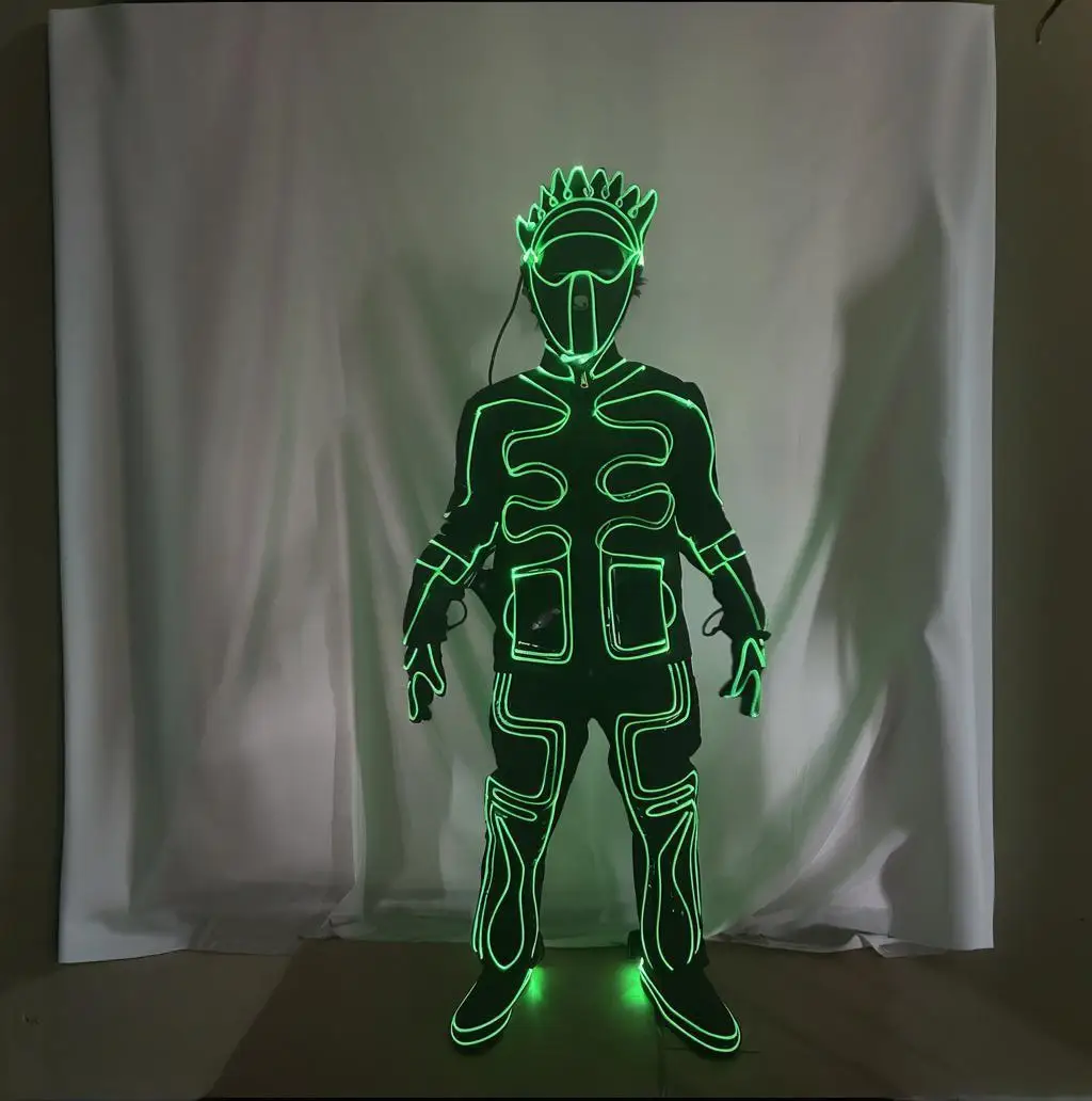 

Мужской светодиодный костюм из оптоволокна 2026 года с светящимся шлемом для танцевальных вечеринок, сценических выступлений и ролевых игр