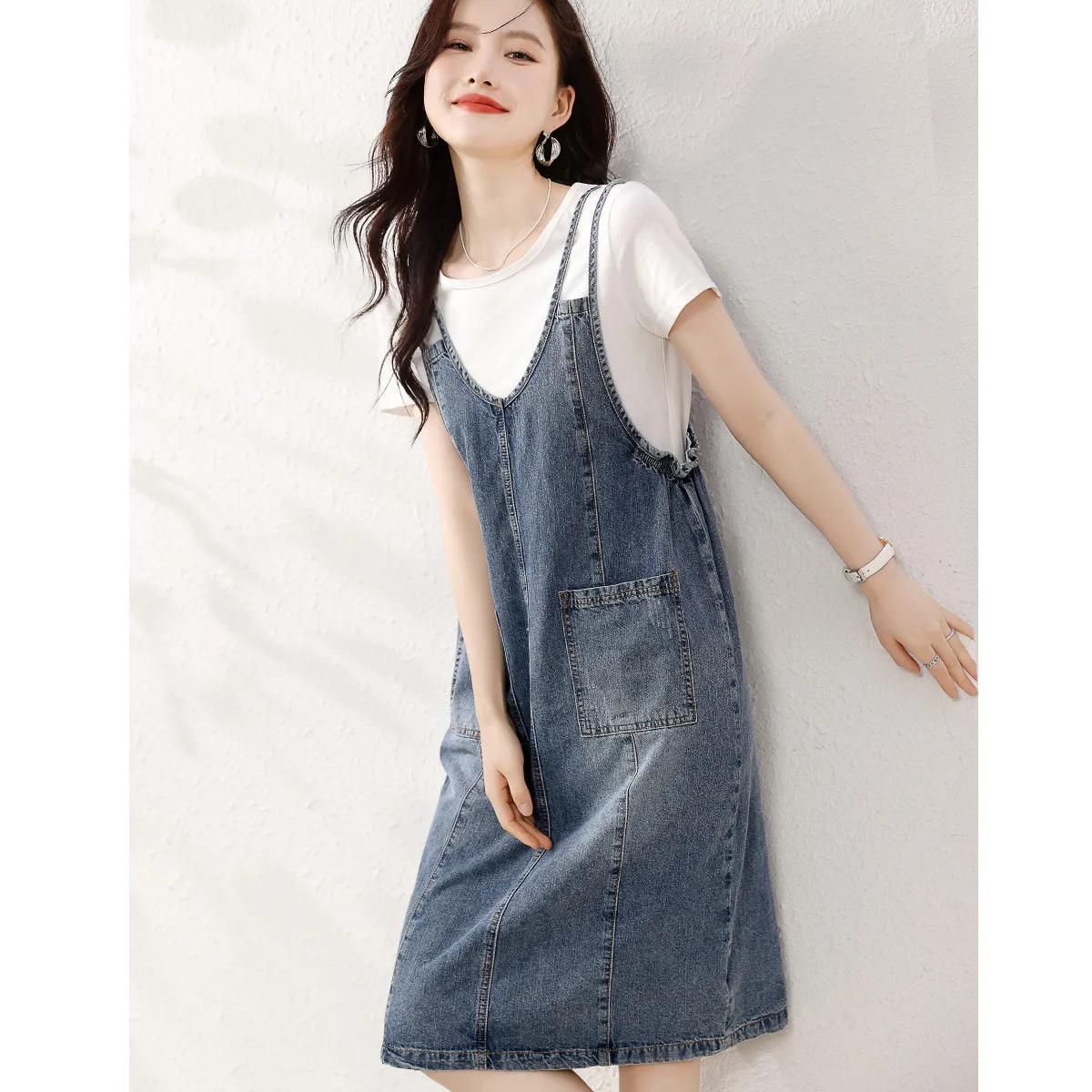 

Women Casual Blue Denim Strap Dress Summer Autumn New Simple Loose V-neck Suspended Dresses Sleeveless Sling Mid-Calf Vestidos